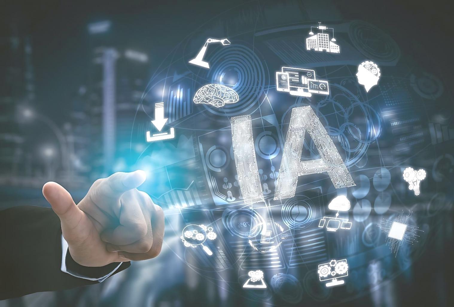 Účastníci online školení analyzují regresní modely na finančních datech